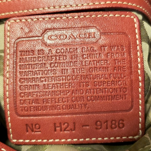 AUTHENTICATED Coach Handbag Vintage EUC with COA - Picture 5 of 13